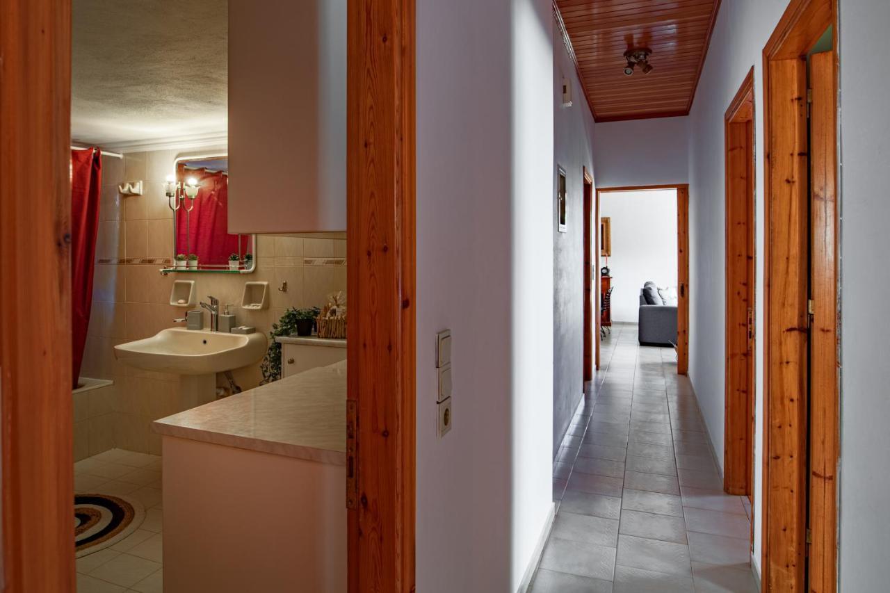 Golden Flower's Apartment Poros  Eksteriør billede